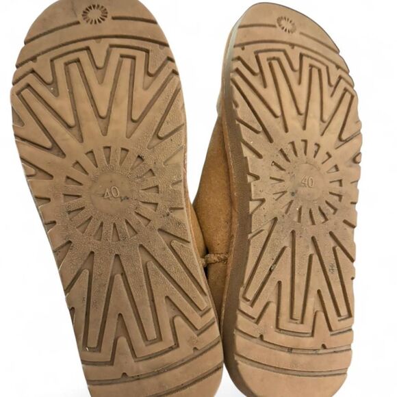 Cozy Tan Ankle Booties - Picture 4 of 4